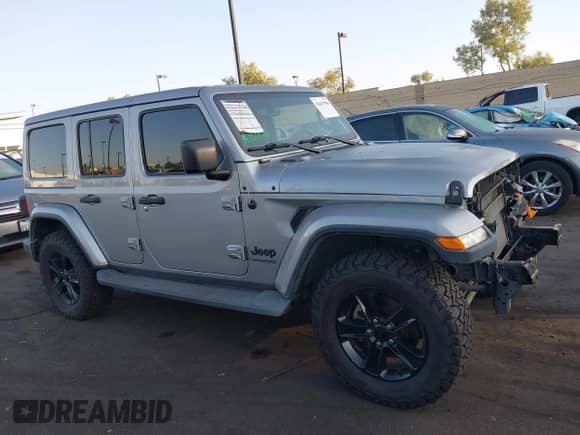 2021 Jeep Wrangler Unlimited Sahara Altitude z VIN 1C4HJXEG9MW522241, wystawiony jako IAAI lot #42647966 z przebiegiem 55 789 mil mil oraz . Historia ofert i sprzedaży dostępna na DreamBid. Obrazek 14.