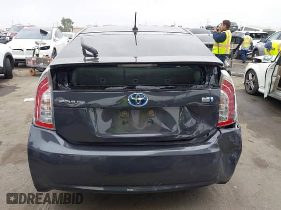 2015 Toyota Prius Four z VIN JTDKN3DU9F1910029, wystawiony jako IAAI lot #42997054 z przebiegiem 239 490 mil mil oraz . Historia ofert i sprzedaży dostępna na DreamBid. Obrazek 16.