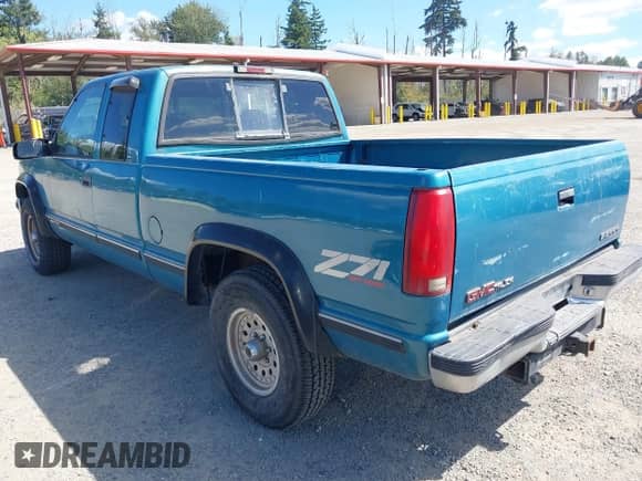 1997 GMC Sierra 1500 с VIN 2GTEK19R9V1566662, выставлен на аукционе IAAI как лот 43051145 с пробегом 209 691 миль миль и . История ставок и продаж доступна на DreamBid. Изображение 3.