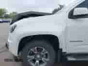 2019 Chevrolet Colorado 4WD Z71 с VIN 1GCGTDEN7K1134261, выставлен на аукционе IAAI как лот 43385362 с пробегом 79 805 миль миль и . История ставок и продаж доступна на DreamBid. Изображение 19.