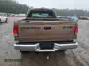 2001 Dodge Dakota Sport with VIN 1B7GG2AN71S188389, listed as a Copart auction lot 81003045 with 203,492 mi miles and Salvage title. Bid and sale history available at DreamBid. Image 6.