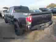 2021 Toyota Tacoma SR5 z VIN 3TMDZ5BN2MM108586, wystawiony jako IAAI lot #41604953 z przebiegiem 65 422 mil mil oraz . Historia ofert i sprzedaży dostępna na DreamBid. Obrazek 3.