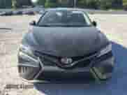2021 Toyota Camry SE Nightshade z VIN 4T1G11AK8MU591870, wystawiony jako Copart lot #71969245 z przebiegiem 105 910 mil mil oraz Szkoda całkowita • Salvage title. Historia ofert i sprzedaży dostępna na DreamBid. Obrazek 5.