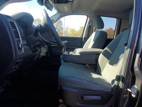 2015 Ram 1500 ST with VIN 1C6RR7FTXFS602836, listed as a Copart auction lot 89566825 with 152,849 mi miles and Clean title. Bid and sale history available at DreamBid. Image 7.