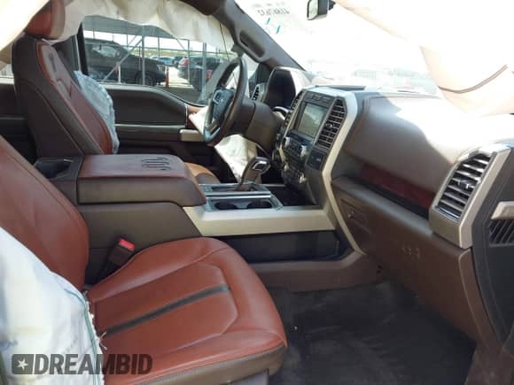 2018 Ford F-150 XL с VIN 1FTEW1EG6JFB58275, выставлен на аукционе IAAI как лот 41867632 с пробегом 159 333 миль миль и . История ставок и продаж доступна на DreamBid. Изображение 5.