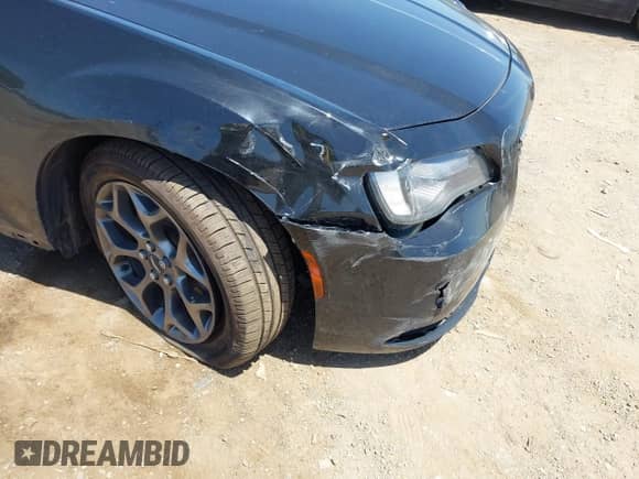 2016 Chrysler 300 S с VIN 2C3CCAGG4GH157280, выставлен на аукционе IAAI как лот 42526628 с пробегом 190 847 миль миль и . История ставок и продаж доступна на DreamBid. Изображение 6.