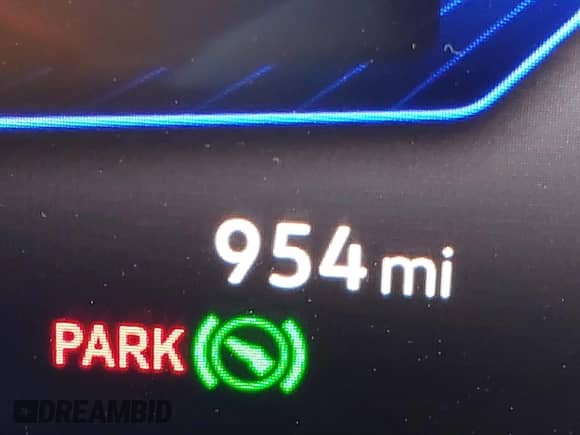 2024 Volkswagen Tiguan SE с VIN 3VVMB7AX4RM108794, выставлен на аукционе IAAI как лот 41211318 с пробегом 954 миль миль и . История ставок и продаж доступна на DreamBid. Изображение 15.