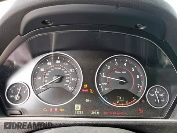 2020 BMW 4 Series 430i с VIN WBA4J1C05LCE20467, выставлен на аукционе Copart как лот 81734275 с пробегом 85 288 миль миль и Списание • Salvage title. История ставок и продаж доступна на DreamBid. Изображение 9.