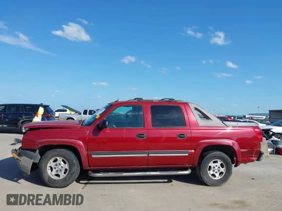 2005 Chevrolet Avalanche LS с VIN 3GNEC12Z05G291690, выставлен на аукционе IAAI как лот 42529428 с пробегом 183 491 миль миль и . История ставок и продаж доступна на DreamBid. Изображение 14.