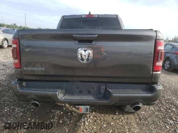 2021 Ram 1500 Laramie z VIN 1C6RREJT1MN673835, wystawiony jako Copart lot #70634005 z przebiegiem 94 330 mil mil oraz Szkoda całkowita • Salvage title. Historia ofert i sprzedaży dostępna na DreamBid. Obrazek 6.