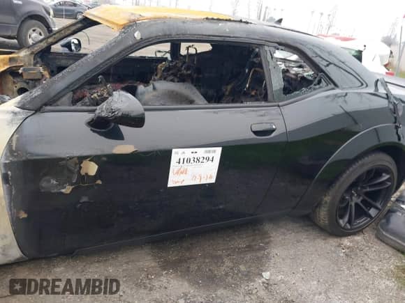 2022 Dodge Challenger R/T Scat Pack с VIN 2C3CDZFJ8NH147938, выставлен на аукционе IAAI как лот 41038294 с пробегом Не указан миль и . История ставок и продаж доступна на DreamBid. Изображение 16.