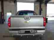 2011 Chevrolet Avalanche LT z VIN 3GNTKFE38BG152689, wystawiony jako IAAI lot #42039877 z przebiegiem 138 430 mil mil oraz . Historia ofert i sprzedaży dostępna na DreamBid. Obrazek 16.