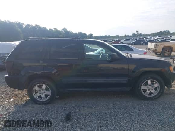 2005 Jeep Grand Cherokee Laredo с VIN 1J4GS48K95C717275, выставлен на аукционе IAAI как лот 43097576 с пробегом 249 935 миль миль и . История ставок и продаж доступна на DreamBid. Изображение 13.