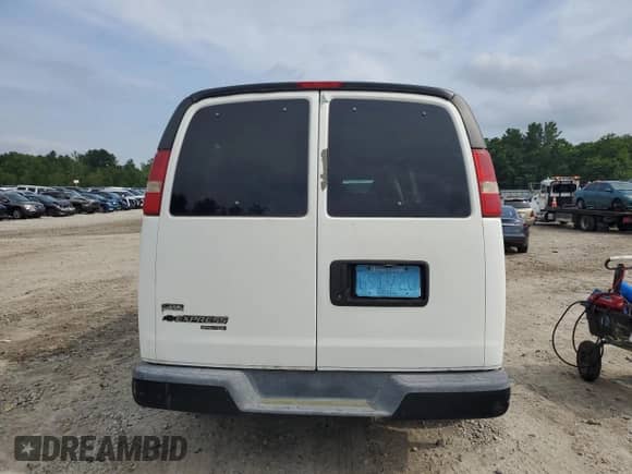 2010 Chevrolet Express Passenger LS с VIN 1GNUGBD41A1113934, выставлен на аукционе Copart как лот 64389035 с пробегом 84 722 миль миль и Чистый • Clean title. История ставок и продаж доступна на DreamBid. Изображение 6.