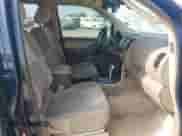 2006 Nissan Pathfinder LE z VIN 5N1AR18W76C648835, wystawiony jako IAAI lot #42867557 z przebiegiem 225 939 mil mil oraz . Historia ofert i sprzedaży dostępna na DreamBid. Obrazek 5.