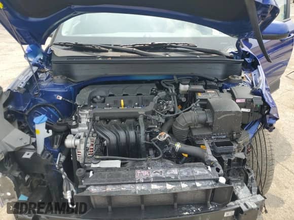 2025 Hyundai Venue SEL with VIN KMHRC8A31SU347611, listed as a Copart auction lot 60662865 with 4,354 mi miles and Salvage title. Bid and sale history available at DreamBid. Image 12.