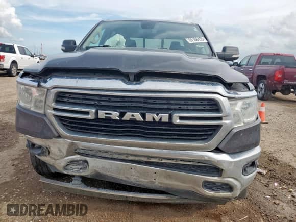2020 Ram 1500 Lone Star z VIN 1C6RREFT4LN361595, wystawiony jako Copart lot #69188455 z przebiegiem 106 474 mil mil oraz Szkoda całkowita • Salvage title. Historia ofert i sprzedaży dostępna na DreamBid. Obrazek 5.