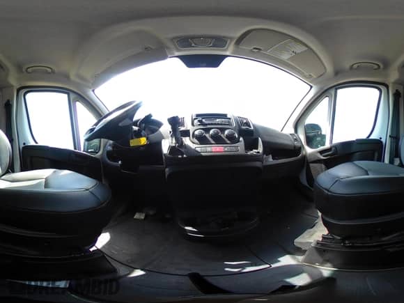 2016 Ram ProMaster Cargo с VIN 3C6TRVDG3GE133061, выставлен на аукционе IAAI как лот 43162957 с пробегом 189 994 миль миль и . История ставок и продаж доступна на DreamBid. Изображение 19.