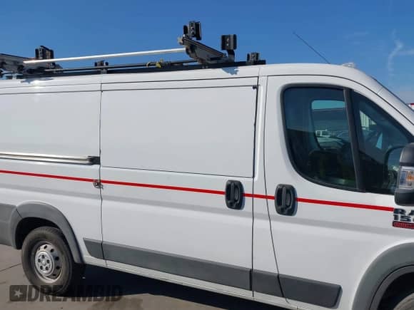 2018 Ram ProMaster Cargo с VIN 3C6TRVAG3JE145013, выставлен на аукционе IAAI как лот 40510947 с пробегом 110 669 миль миль и . История ставок и продаж доступна на DreamBid. Изображение 14.