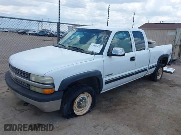 2001 Chevrolet Silverado 2500 с VIN 1GCGK29U51Z320275, выставлен на аукционе IAAI как лот 42702939 с пробегом 239 896 миль миль и . История ставок и продаж доступна на DreamBid. Изображение 2.