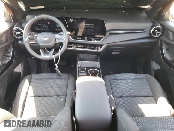 2026 Chevrolet Equinox AWD LT с VIN 3GNAXPEG1TL161812, выставлен на аукционе Copart как лот 71582955 с пробегом 1 130 миль миль и Списание • Salvage title. История ставок и продаж доступна на DreamBid. Изображение 8.