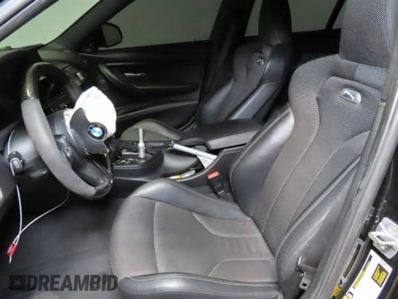 2016 BMW M3 с VIN WBS8M9C57G5D31217, выставлен на аукционе Copart как лот 67829655 с пробегом Не указан миль и Списание • Salvage title. История ставок и продаж доступна на DreamBid. Изображение 9.