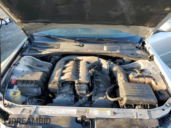 2006 Dodge Magnum with VIN 2D4FV47V16H521353, listed as a Copart auction lot 46106995 with 205,697 mi miles and Salvage title. Bid and sale history available at DreamBid. Image 11.