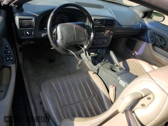 1997 Chevrolet Camaro Z28 с VIN 2G1FP32P7V2148517, выставлен на аукционе Copart как лот 68902884 с пробегом 106 770 миль миль и На запчасти • Non repairable. История ставок и продаж доступна на DreamBid. Изображение 8.