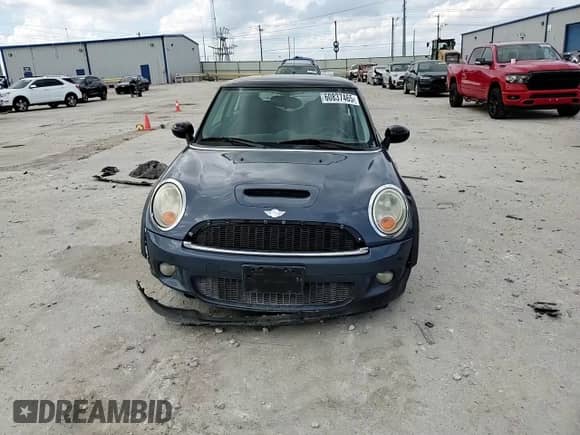 2010 MINI Hardtop S with VIN WMWMF7C51ATZ69061, listed as a Copart auction lot 60837465 with 102,506 mi miles and Salvage title. Bid and sale history available at DreamBid. Image 13.
