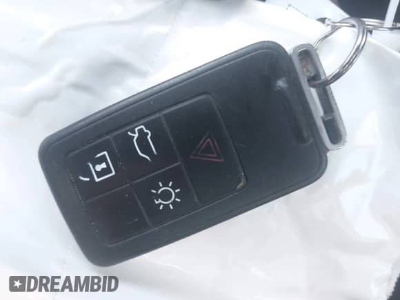 2012 Volvo S60 T5 с VIN YV1622FSXC2081732, выставлен на аукционе IAAI как лот 43127850 с пробегом 152 186 миль миль и . История ставок и продаж доступна на DreamBid. Изображение 11.