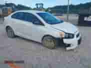 2013 Chevrolet Sonic LT с VIN 1G1JC5SH8D4160372, выставлен на аукционе IAAI как лот 42955389 с пробегом 105 332 миль миль и . История ставок и продаж доступна на DreamBid. Изображение 1.