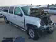 2011 Chevrolet Silverado 1500 LT z VIN 3GCPCSE06BG376971, wystawiony jako IAAI lot #43088715 z przebiegiem Nie podano mil oraz . Historia ofert i sprzedaży dostępna na DreamBid. Obrazek 1.