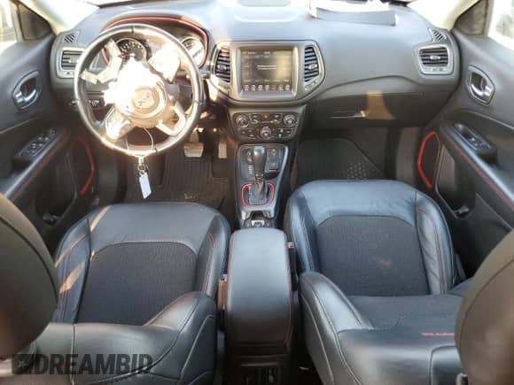2021 Jeep Compass Trailhawk с VIN 3C4NJDDB8MT511759, выставлен на аукционе Copart как лот 89891835 с пробегом 73 360 миль миль и Списание • Salvage title. История ставок и продаж доступна на DreamBid. Изображение 8.
