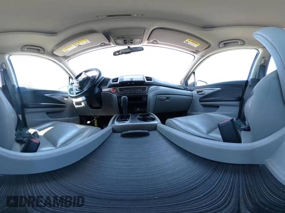 2018 Honda Pilot EX-L with VIN 5FNYF5H50JB006656, listed as a IAAI auction lot 43179982 with 130,515 mi miles and . Bid and sale history available at DreamBid. Image 18.