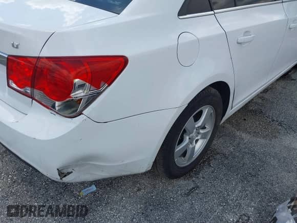 2015 Chevrolet Cruze LT with VIN 1G1PC5SB0F7143072, listed as a IAAI auction lot 43306828 with 205,989 mi miles and . Bid and sale history available at DreamBid. Image 12.