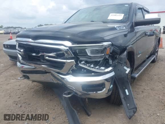 2019 Ram 1500 Laramie with VIN 1C6RREJT9KN600774, listed as a IAAI auction lot 42503737 with 119,880 mi miles and . Bid and sale history available at DreamBid. Image 6.