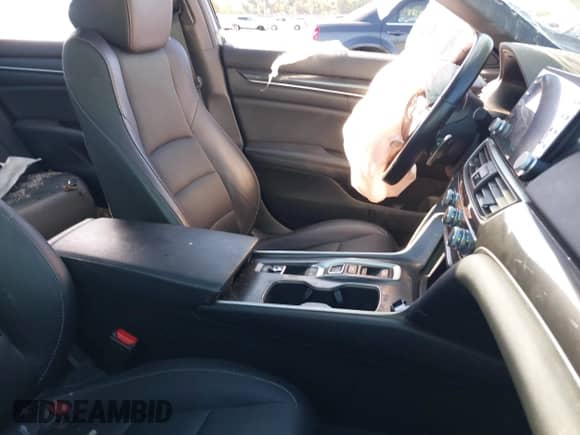 2021 Honda Accord Sport с VIN 1HGCV2F39MA008417, выставлен на аукционе IAAI как лот 43344556 с пробегом Не указан миль и . История ставок и продаж доступна на DreamBid. Изображение 5.