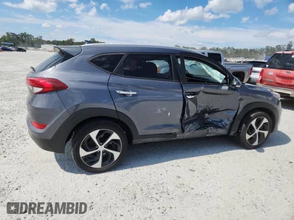 2018 Hyundai Tucson Value with VIN KM8J3CA26JU832025, listed as a Copart auction lot 70345475 with 120,400 mi miles and Salvage title. Bid and sale history available at DreamBid. Image 3.