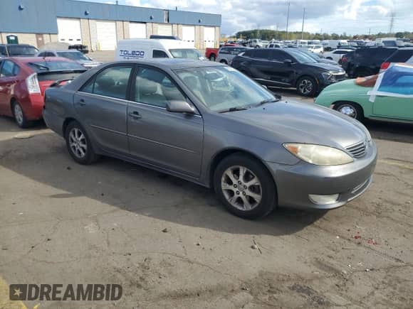 2005 Toyota Camry LE с VIN JTDBF30K250163783, выставлен на аукционе Copart как лот 86242575 с пробегом 147 964 миль миль и Чистый • Clean title. История ставок и продаж доступна на DreamBid. Изображение 4.