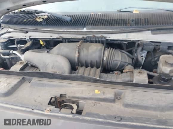2012 Ford Econoline Cargo Commercial with VIN 1FTNE1EW9CDB10164, listed as a IAAI auction lot 43173502 with 208,933 mi miles and . Bid and sale history available at DreamBid. Image 10.
