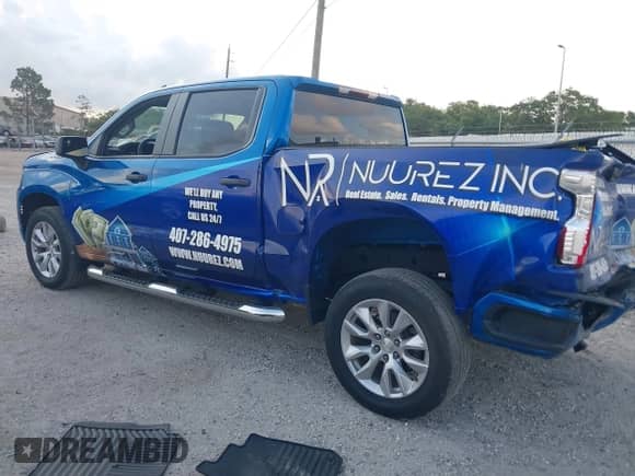 2022 Chevrolet Silverado 1500 Custom с VIN 3GCPABEK6NG538545, выставлен на аукционе IAAI как лот 42323991 с пробегом 43 571 миль миль и . История ставок и продаж доступна на DreamBid. Изображение 3.