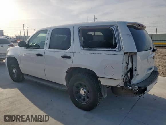 2010 Chevrolet Tahoe LS z VIN 1GNMCAE0XAR109674, wystawiony jako Copart lot #65022705 z przebiegiem 190 136 mil mil oraz Szkoda całkowita • Salvage title. Historia ofert i sprzedaży dostępna na DreamBid. Obrazek 2.