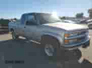 1998 Chevrolet Silverado 2500 с VIN 1GCGK29R8WE256016, выставлен на аукционе Copart как лот 89164785 с пробегом 191 040 миль миль и Чистый • Clean title. История ставок и продаж доступна на DreamBid. Изображение 4.