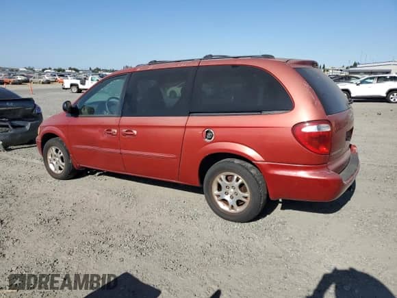 2003 Dodge Caravan Sport with VIN 2D4GP44L03R118908, listed as a Copart auction lot 63680735 with 213,962 mi miles and Salvage title. Bid and sale history available at DreamBid. Image 2.