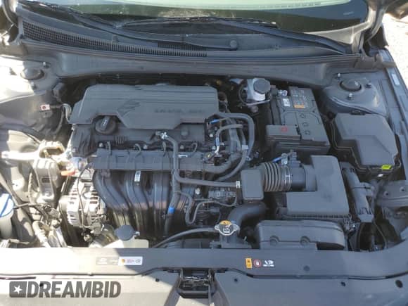 2024 Hyundai Elantra SE z VIN KMHLL4DG3RU795792, wystawiony jako Copart lot #69591345 z przebiegiem 9 347 mil mil oraz Szkoda całkowita • Salvage title. Historia ofert i sprzedaży dostępna na DreamBid. Obrazek 11.