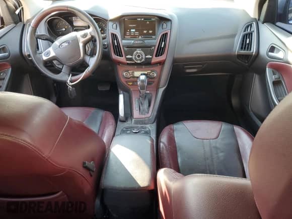 2012 Ford Focus Titanium with VIN 1FAHP3J21CL408998, listed as a Copart auction lot 70927425 with 104,919 mi miles and Salvage title. Bid and sale history available at DreamBid. Image 8.