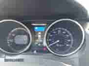 2012 Hyundai Sonata Hybrid z VIN KMHEC4A47CA026059, wystawiony jako IAAI lot #43347012 z przebiegiem 146 757 mil mil oraz . Historia ofert i sprzedaży dostępna na DreamBid. Obrazek 7.