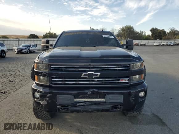 2017 Chevrolet Silverado 2500HD LTZ with VIN 1GC1KWEG8HF249565, listed as a Copart auction lot 81152875 with 133,108 mi miles and Salvage title. Bid and sale history available at DreamBid. Image 5.
