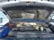 2018 Chevrolet Silverado 2500HD LTZ z VIN 1GC1KWEY4JF279774, wystawiony jako IAAI lot #41587015 z przebiegiem 302 711 mil mil oraz . Historia ofert i sprzedaży dostępna na DreamBid. Obrazek 10.