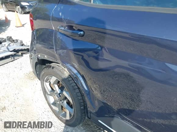 2022 Hyundai Venue SEL z VIN KMHRC8A30NU148022, wystawiony jako IAAI lot #43301193 z przebiegiem 51 412 mil mil oraz . Historia ofert i sprzedaży dostępna na DreamBid. Obrazek 18.